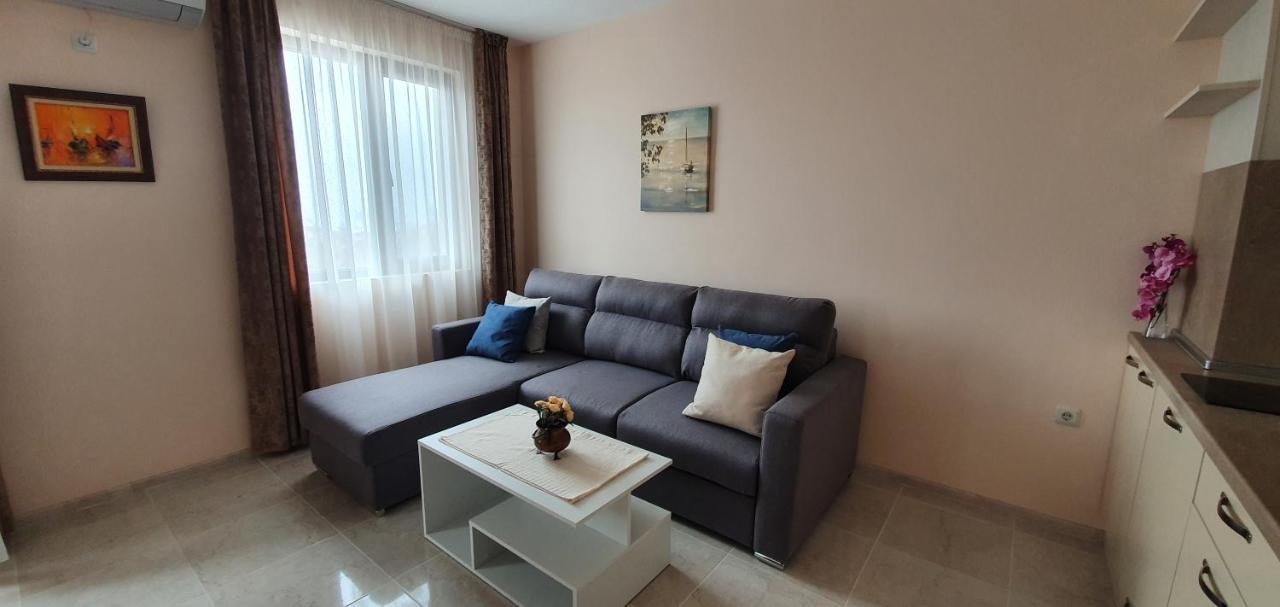 Luxury Apartments Ekaterina TTchernomorets Extérieur photo