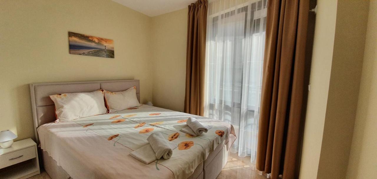 Luxury Apartments Ekaterina TTchernomorets Extérieur photo