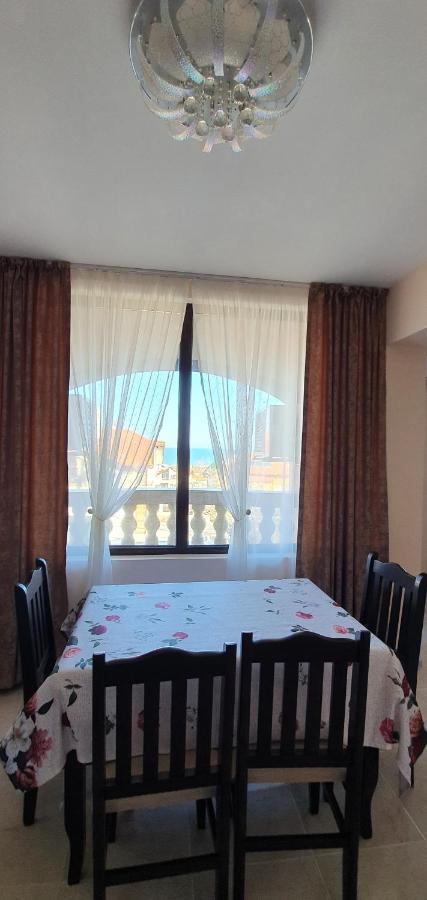 Luxury Apartments Ekaterina TTchernomorets Extérieur photo