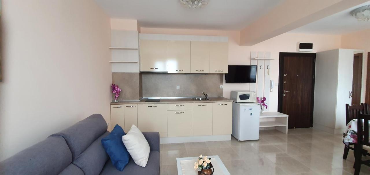 Luxury Apartments Ekaterina TTchernomorets Extérieur photo