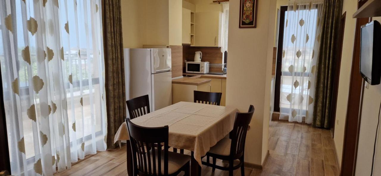 Luxury Apartments Ekaterina TTchernomorets Extérieur photo